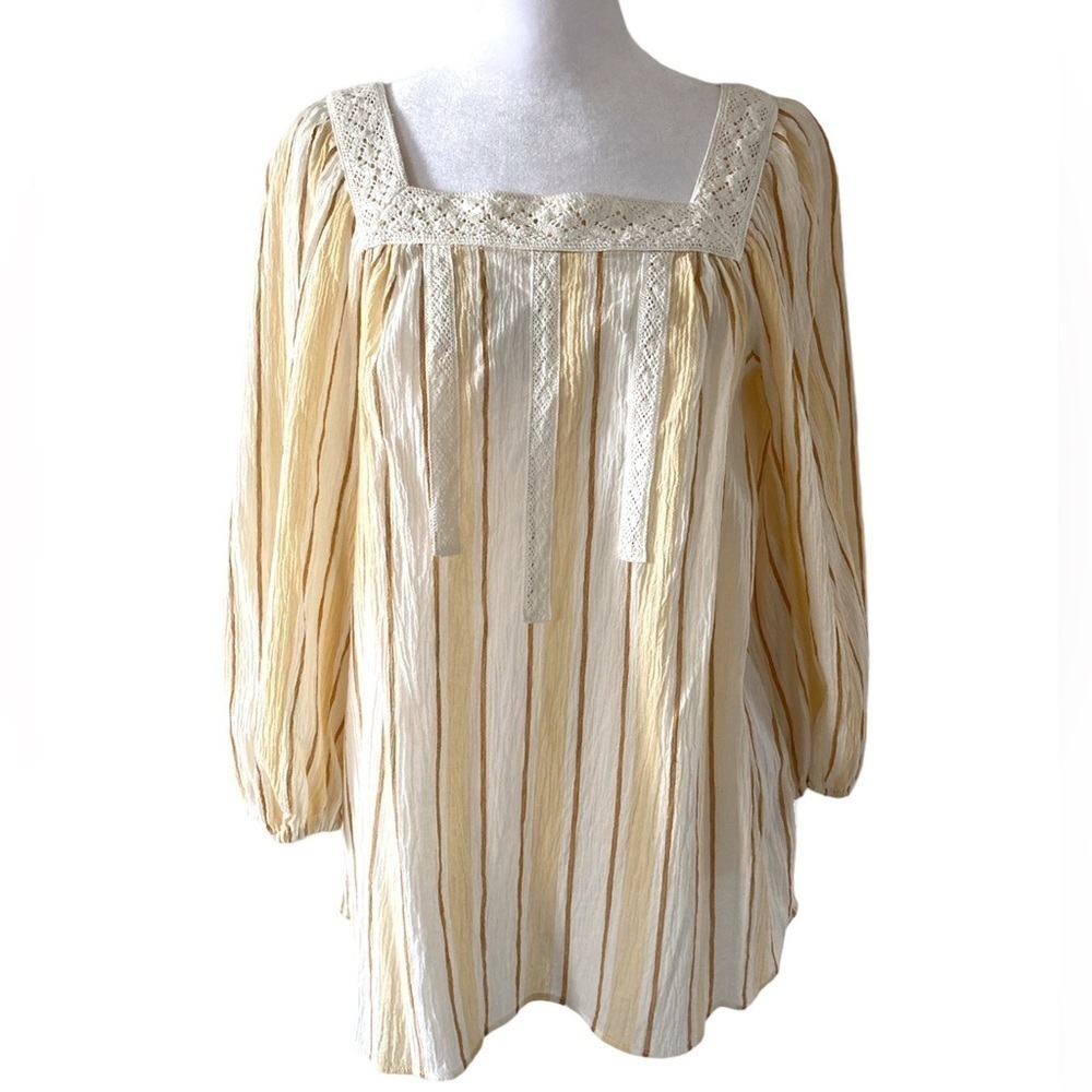 LC Lauren Conrad medium peasant blouse  lace 3/4 sleeves NWT